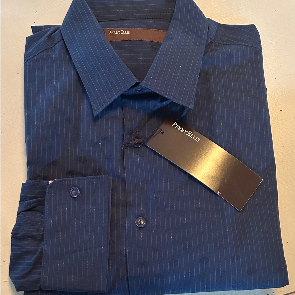 Perry Ellis long sleeved navy 100% cotton French cuffs men’s dress shirt size M